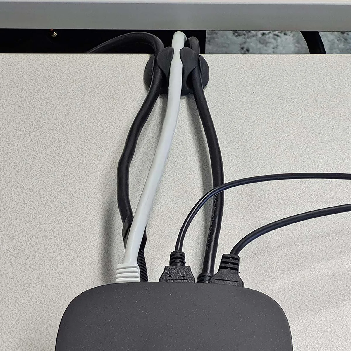 Nedis Cable Management | Cable Clip | Click and Go | 4 pcs | Number of slots: 3 Slots | Maximum cable thickness: 5.3 mm | TPE | Black - Image 10